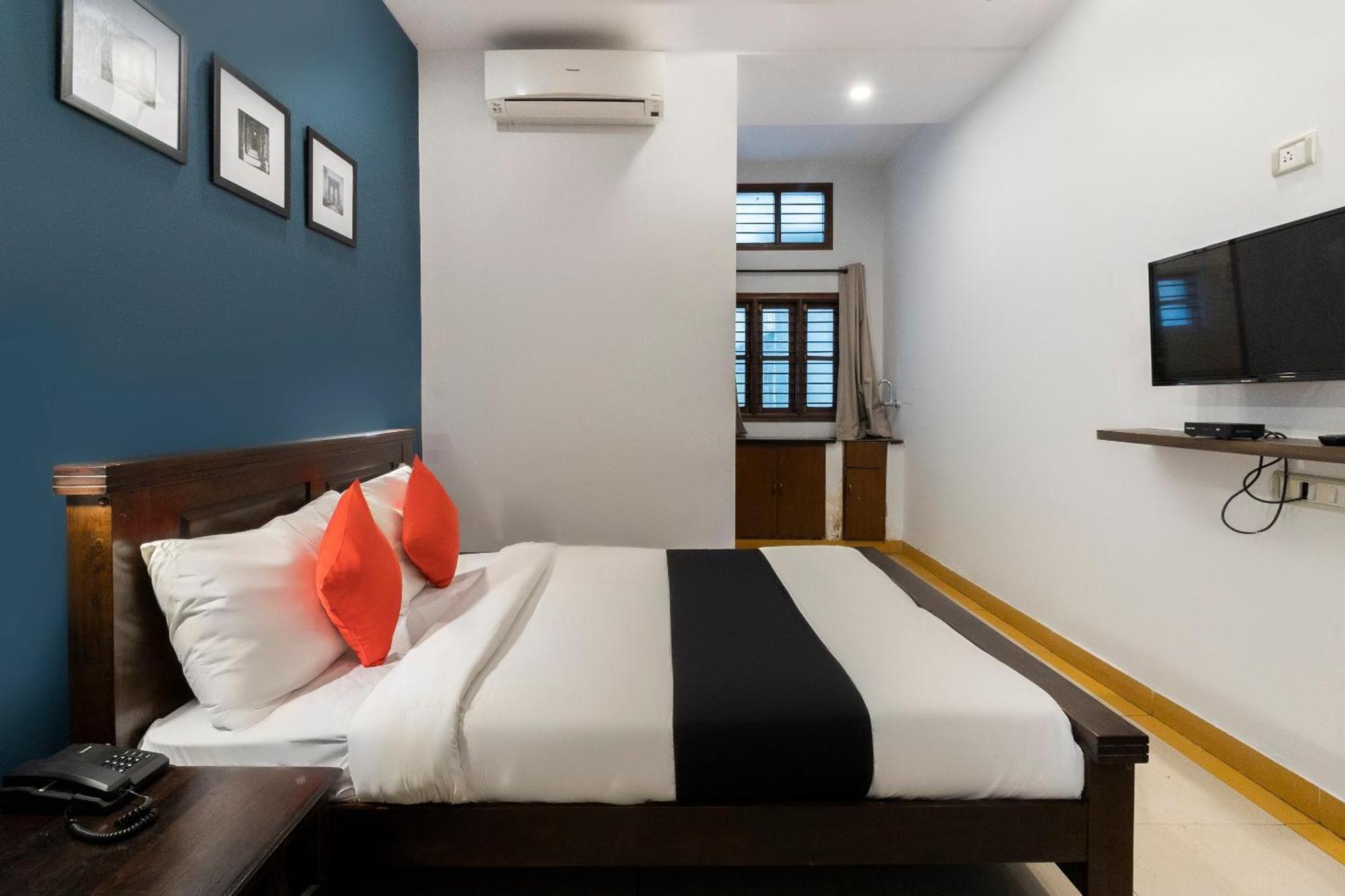 Capital O 70156 Victorian Comforts Bangalore Exterior foto