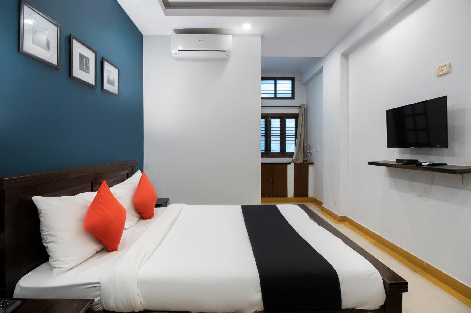Capital O 70156 Victorian Comforts Bangalore Exterior foto