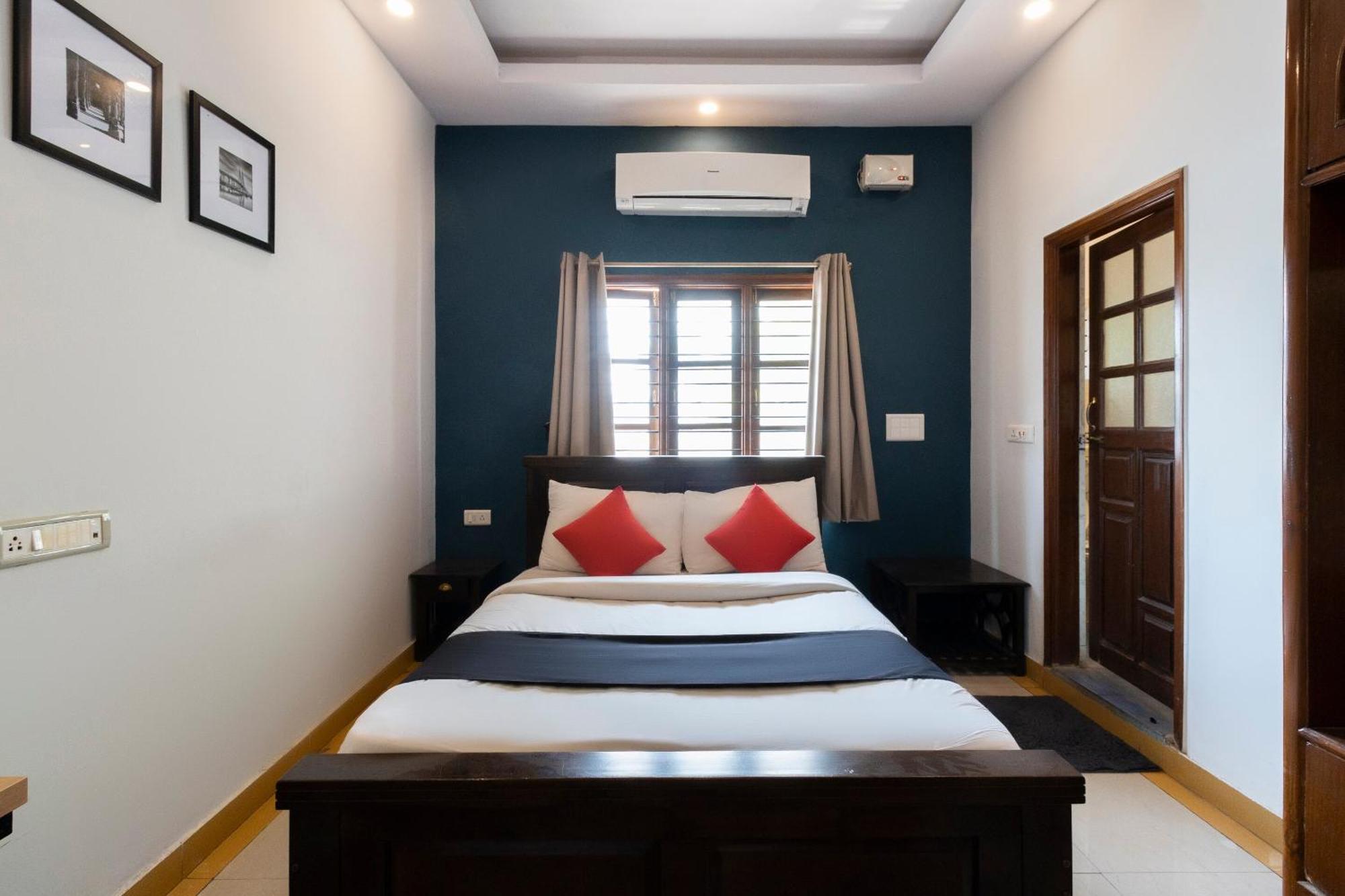 Capital O 70156 Victorian Comforts Bangalore Exterior foto