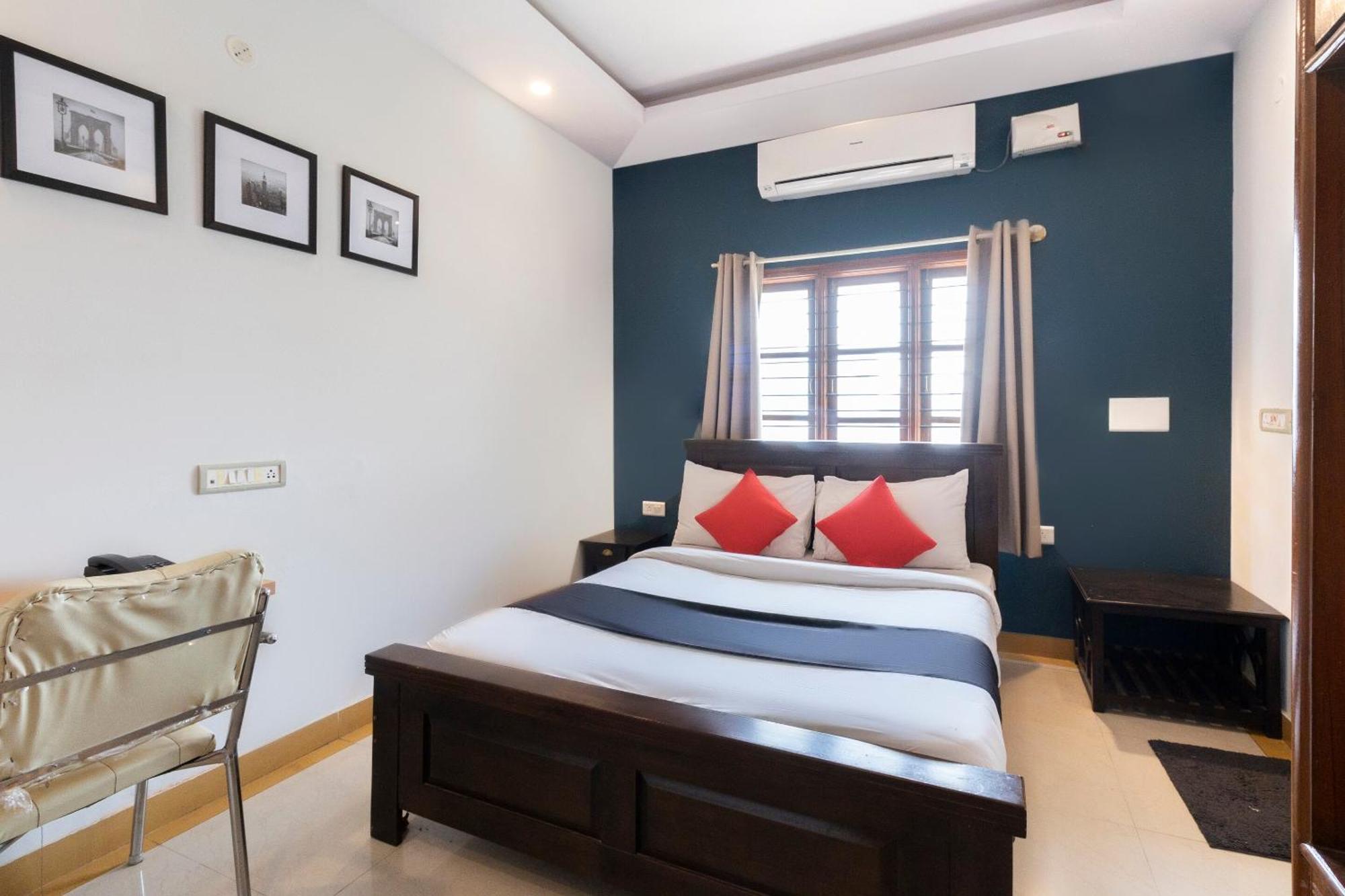 Capital O 70156 Victorian Comforts Bangalore Exterior foto